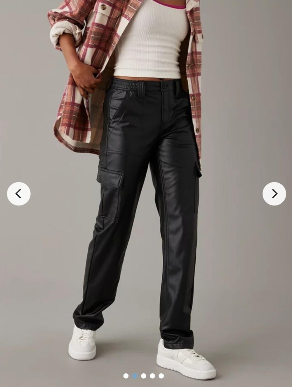 ❤️ NWOT AMERICAN EAGLE HIGH RISE VEGAN LEATHER STRAIGHT LEG CARGO PANTS, 10 (30)